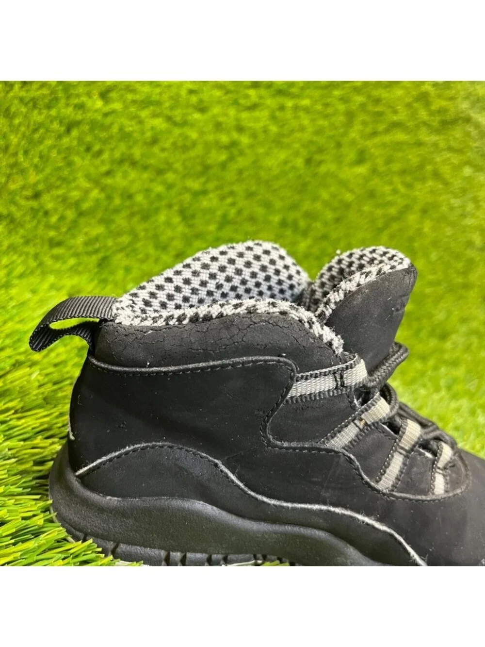 Nike Air Jordan 10 Retro Boys Size 8.5C Black Athletic Walking Shoes Sneakers
